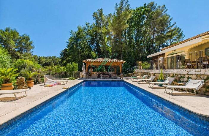 LE ROURET - RARE: SUBLIME VILLA PROVENCALE — photo 3