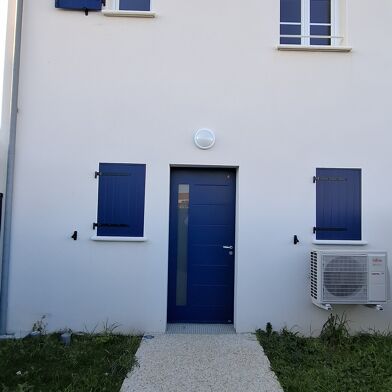 Maison 3 pièces 901 €