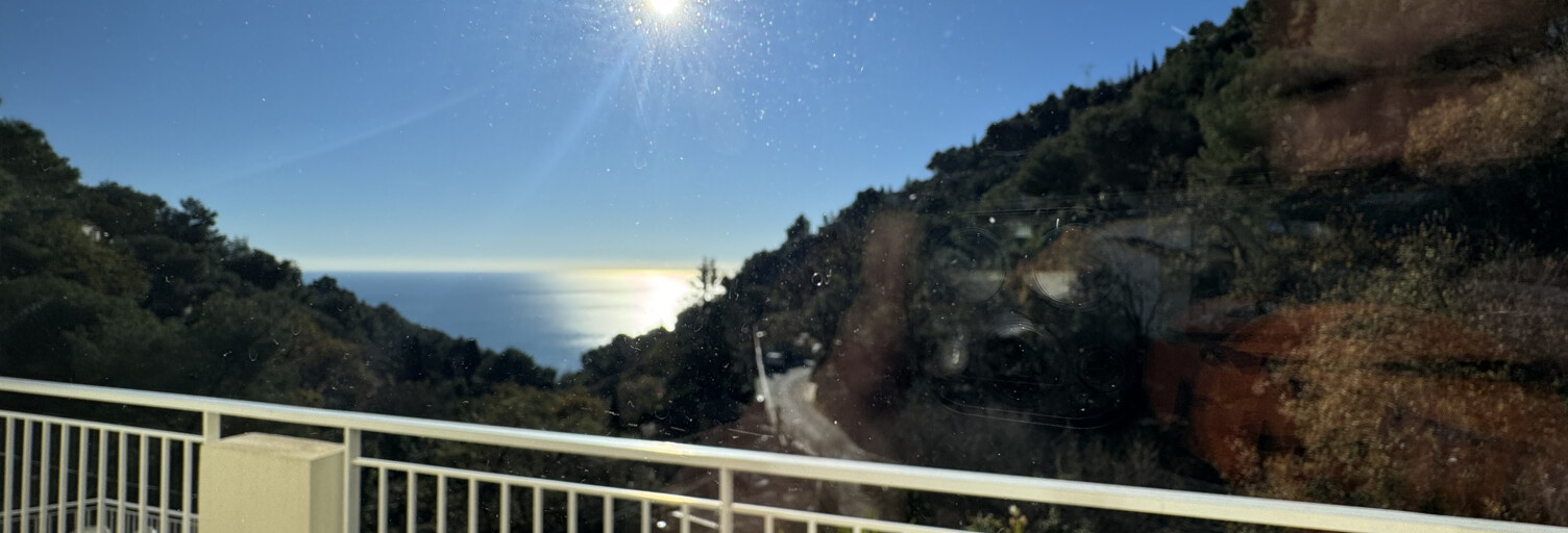 Maison 5 Pièces 200 m² à vendre à Roquebrune-Cap-Martin (06190)