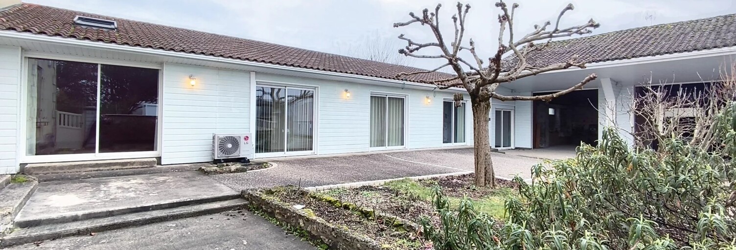 Maison 9 Pièces 229 m² à vendre à Vasles (79340)