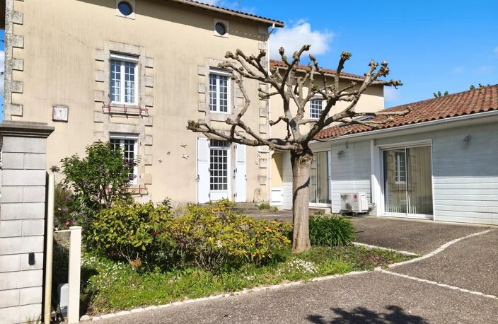 MAISON 5 CHAMBRES - VASLES — photo 2