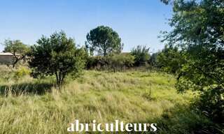 Terrain  1400 m² à vendre à Éguilles (13510)