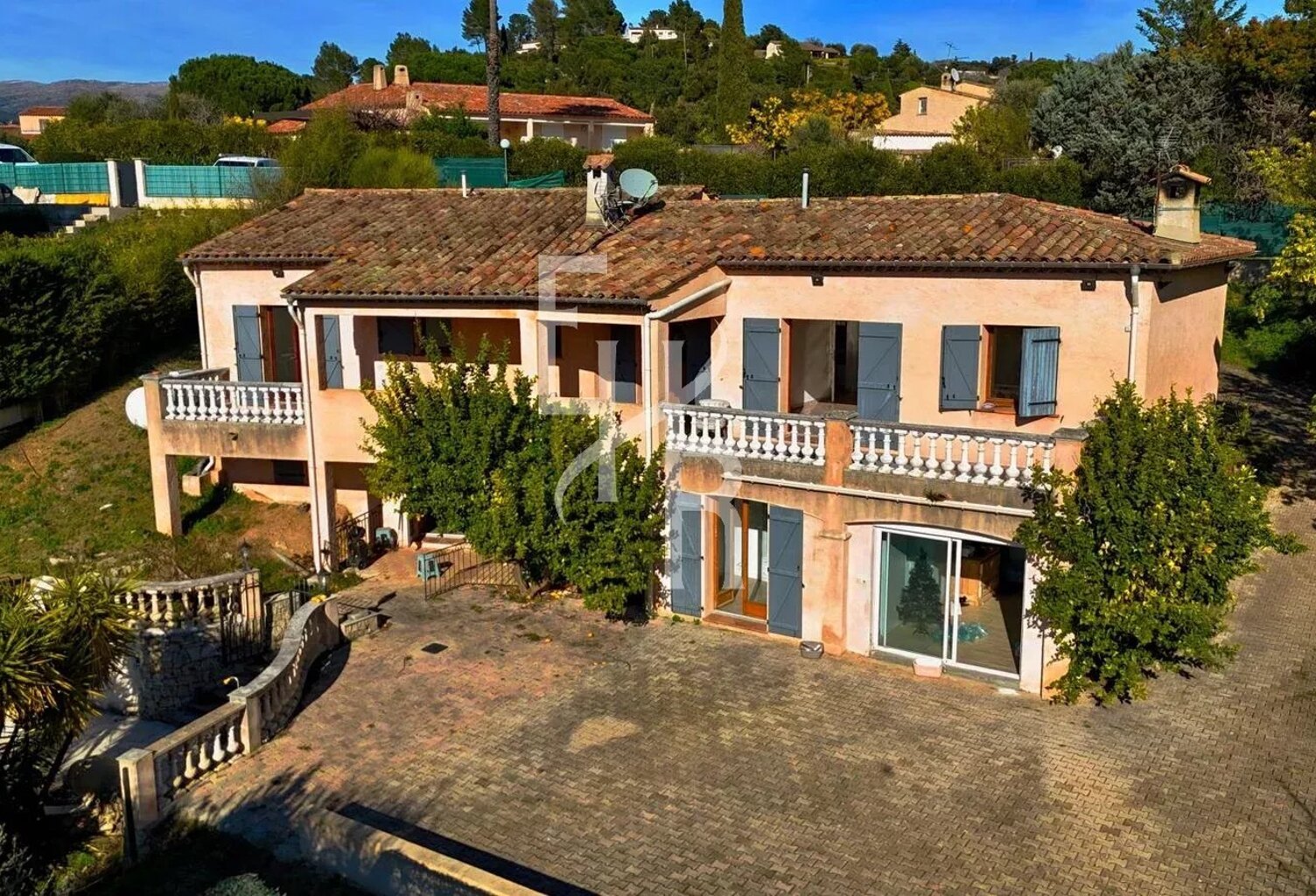 Peymeinade villa — photo 1
