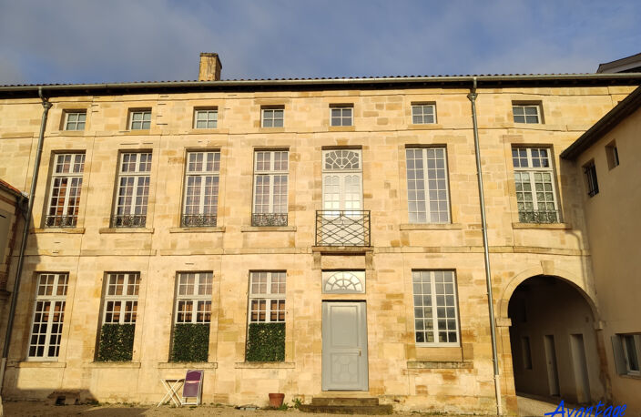 APPARTEMENT DE CARACTERE — photo 2