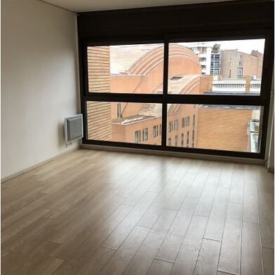 Appartement 2 pièces 816 €