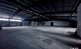 Commerce  1990 m² à vendre à Meaux (77100)