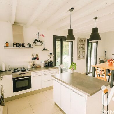 Maison 7 pièces 385000 €