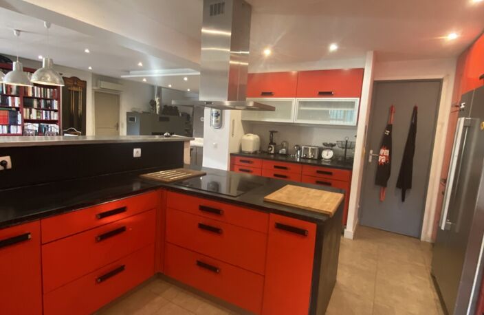 Vente Maison de campagne 9 pièces — photo 3