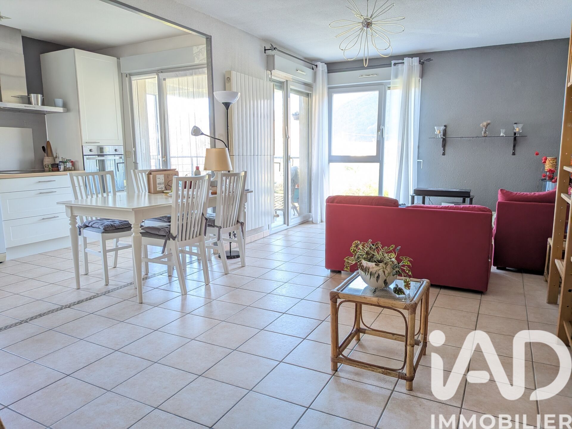 Appartement à vendre, 4 pièces, 84 m², Vif