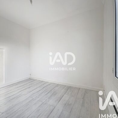 Appartement 3 pièces 240000 €