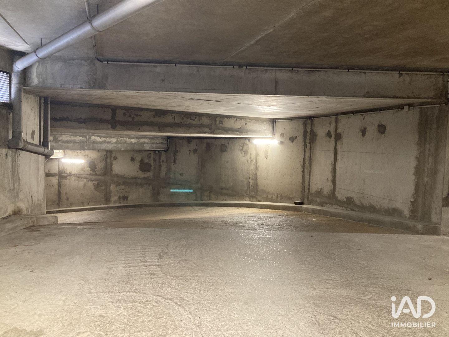Location Parking 12 m² - Photo 4
