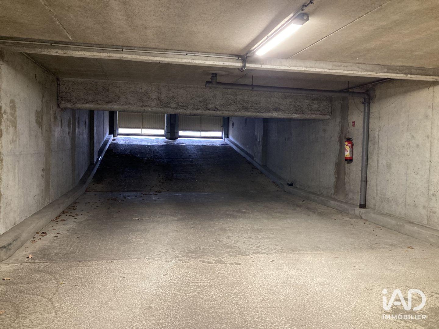 Location Parking 12 m² - Photo 5