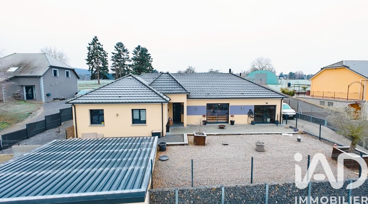 Ham-Sur-Meuse - 184m² - 7p. - 4ch.