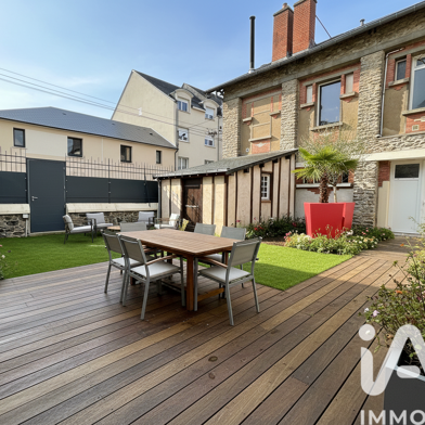 Maison 8 pièces 498000 €