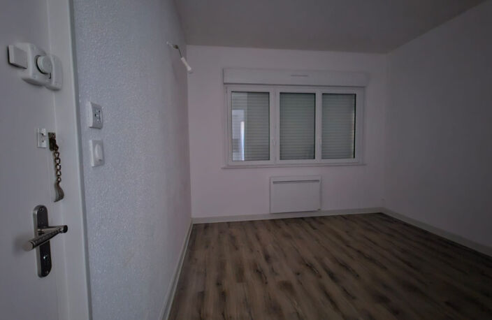 STUDIO — photo 2