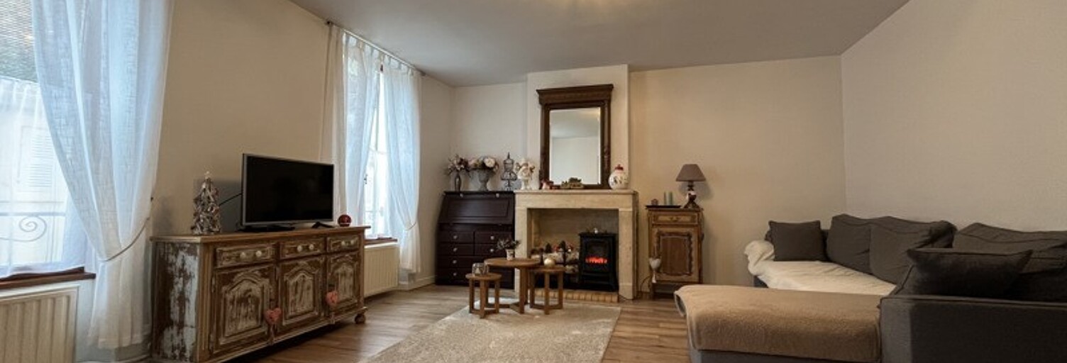 Maison 5 Pièces 121 m² à vendre à Saint-Amand-Montrond (18200)