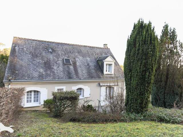 Pavillon de 6 pièces principales — photo du bien