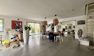 Maison 8 Pièces 226 m² à vendre à Saint-Aubin-de-Médoc (33160)