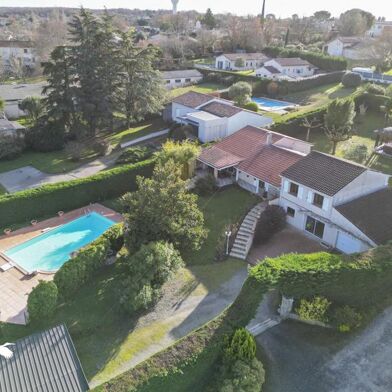 Maison 6 pièces 495000 €