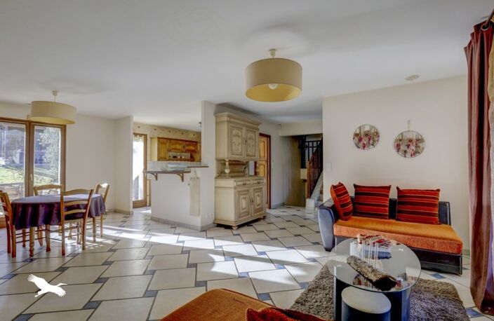 Villa de 6 pièces principales — photo 2