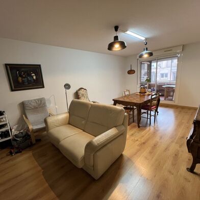 Appartement 4 pièces 384345 €