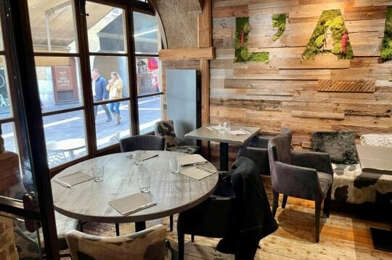 Commerce  825000 €