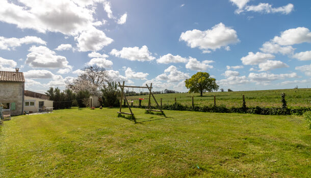 Villa / Maison 6 pièces  à vendre Saintes 17100