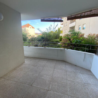 Appartement 3 pièces 938 €