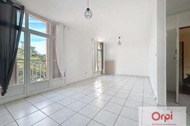 Appartement 3 pièces 460 €