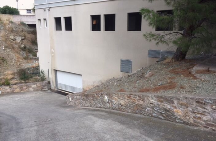 Garage/box — photo 2