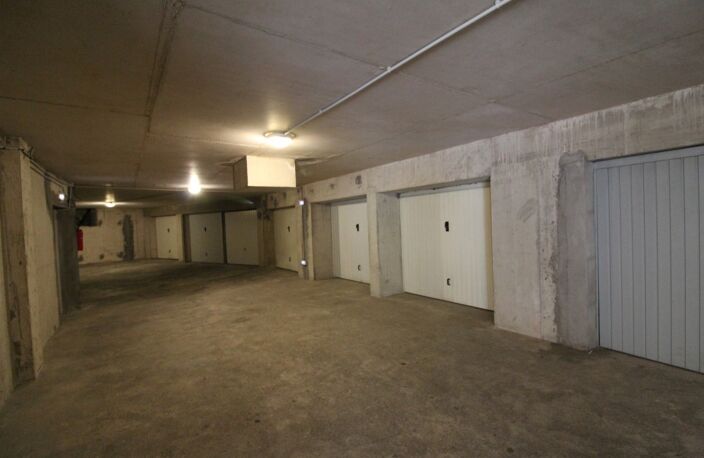Garage/box — photo 3