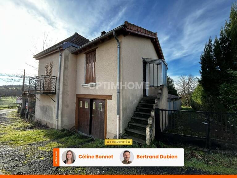 Ensemble : 2 maisons + dépendances + terrain — photo 1