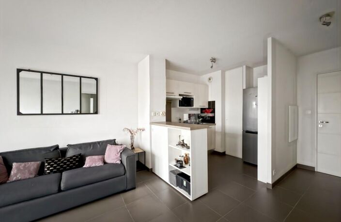 À Vendre - Appartement T3 avec Jardin et 2 Parkings — photo 4