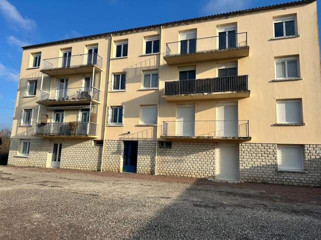 Appartement À Vendre — photo du bien