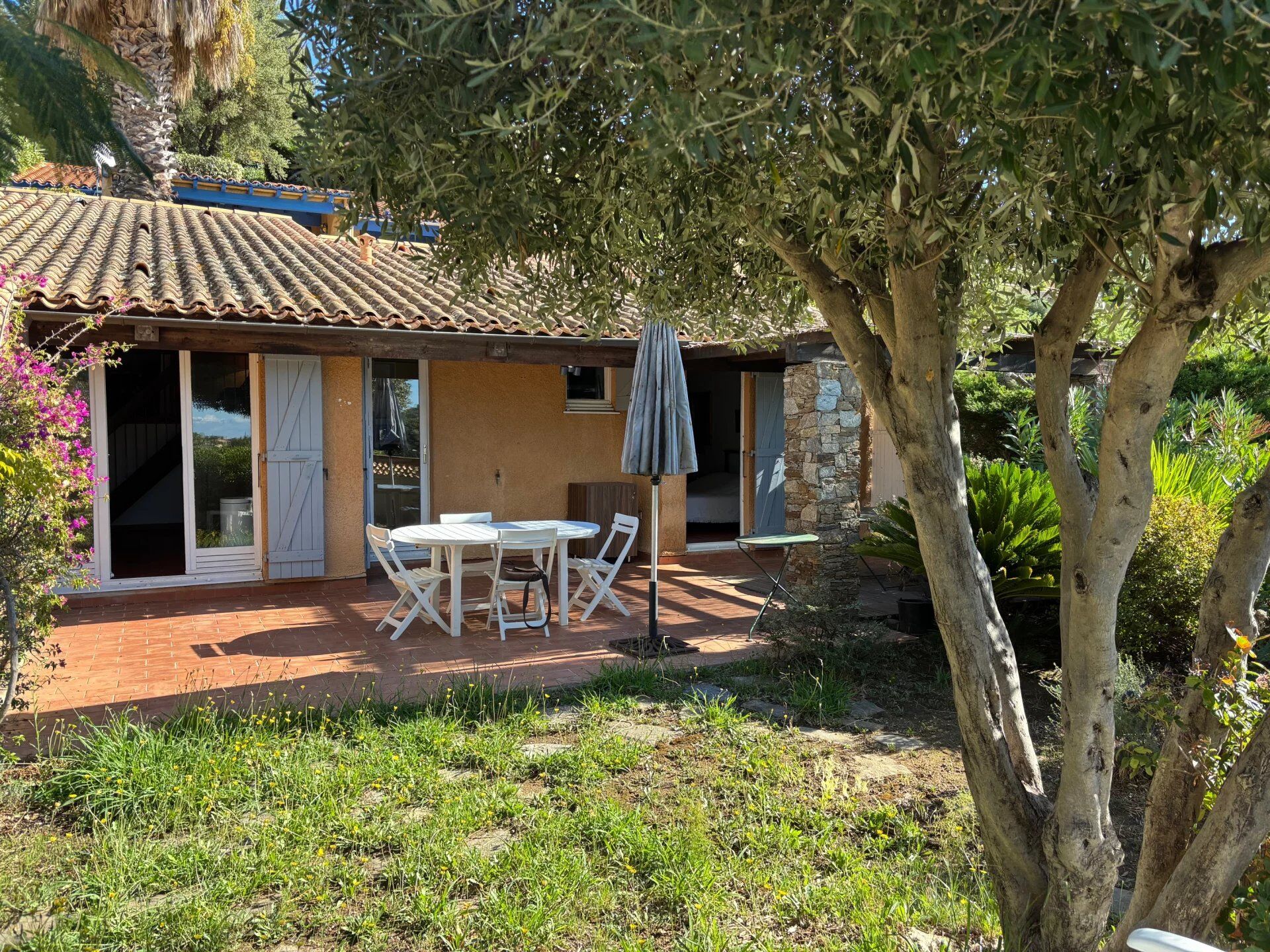 Villa / Maison  T4 à vendre Londe-les-Maures (La) 83250