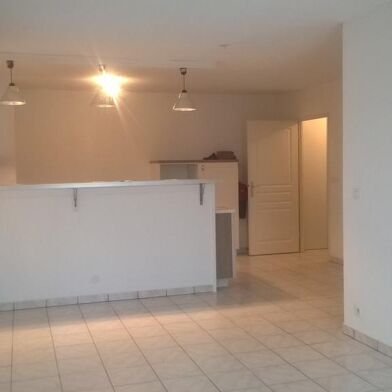 Appartement 3 pièces 720 €