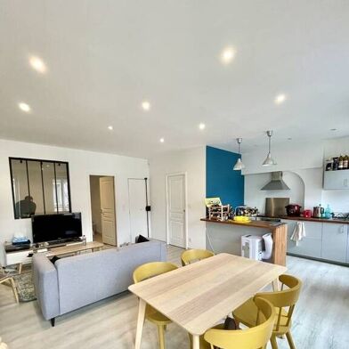 Appartement 2 pièces 1047 €