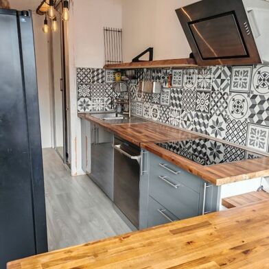 Appartement 3 pièces 700 €