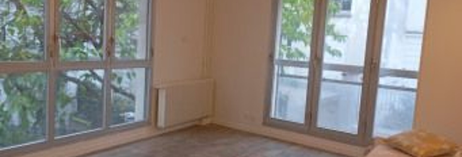Appartement 1 Pièce 27 m² à louer à Paris 18 (75018)