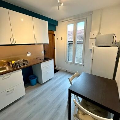Appartement 1 pièces 899 €