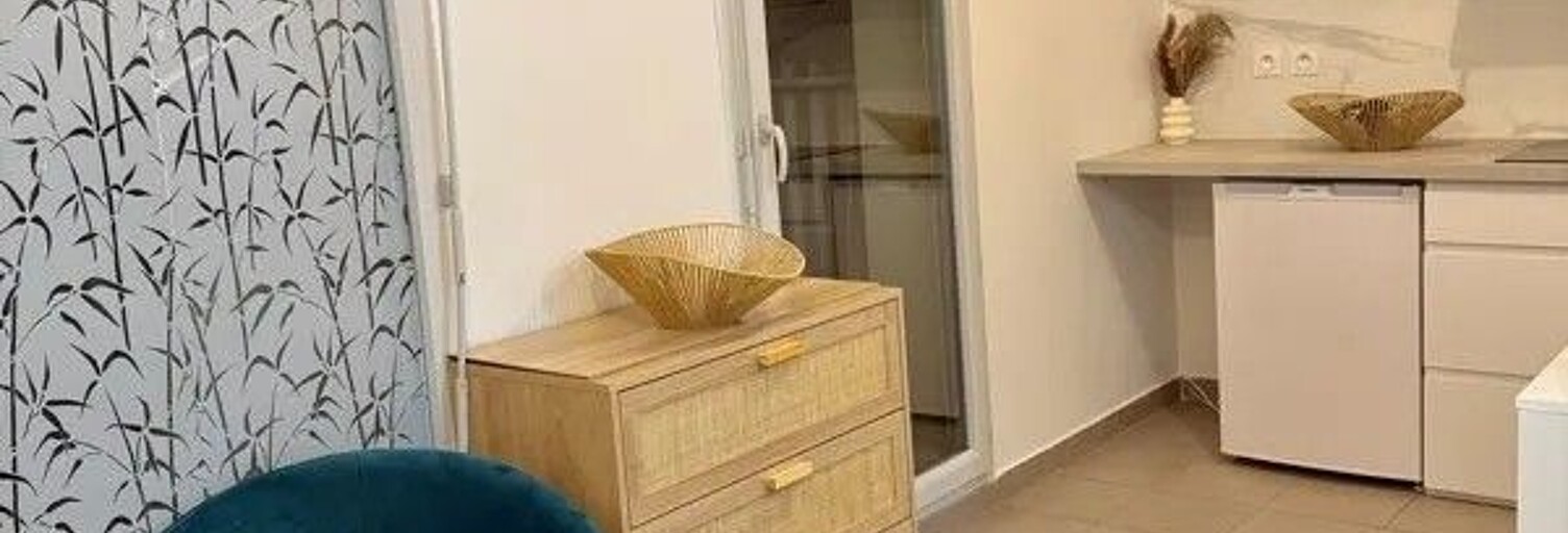 Appartement 1 Pièce 22 m² à louer à Bron (69500)