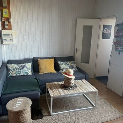 Appartement 2 pièces 810 €