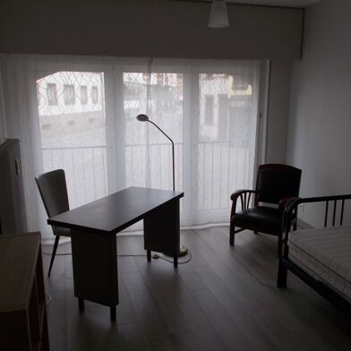 Appartement 1 pièces 670 €