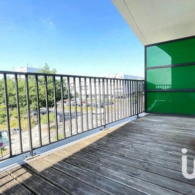 Appartement 3 pièces 820 €