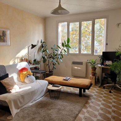 Appartement 2 pièces 825 €