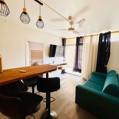 Appartement 4 pièces 780 €