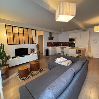 Appartement 2 pièces 700 €