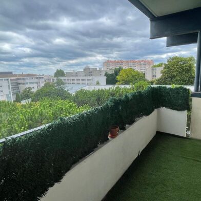 Appartement 3 pièces 971 €