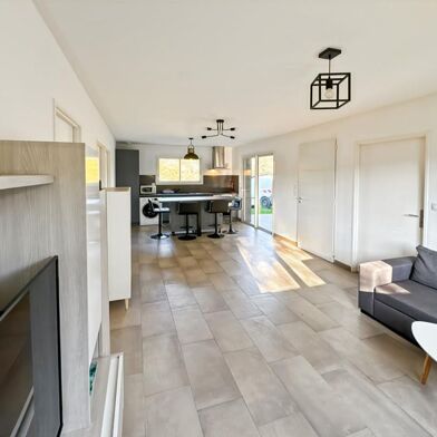 Maison 4 pièces 330000 €