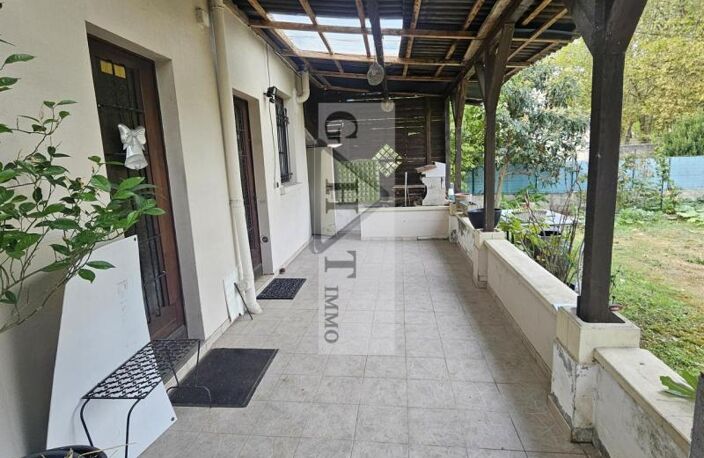 Local commercial 214 m² proche RER — photo 4